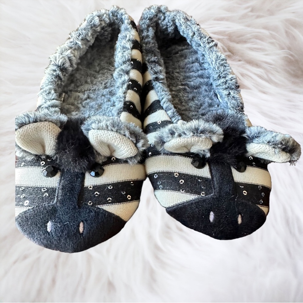 Cozy Cushioned Sequins Animal Slippers 7/8 - Picture 1 of 4